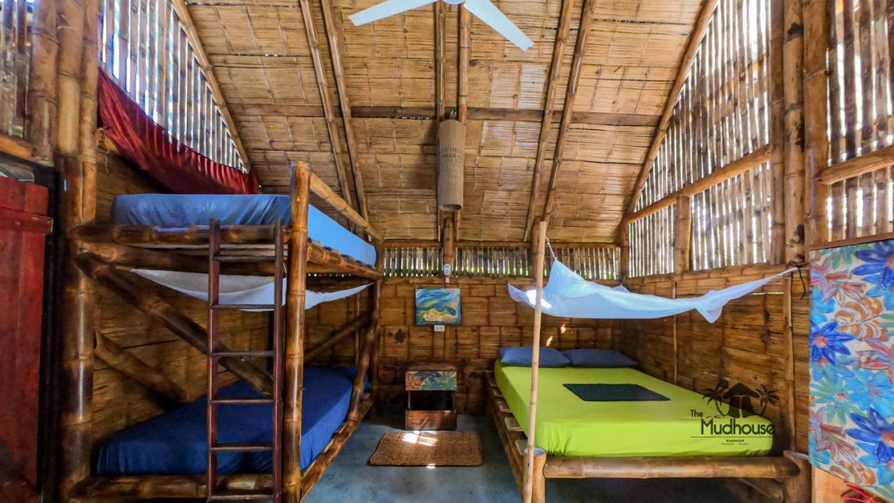 The Mudhouse Hostel Mompiche Exteriér fotografie