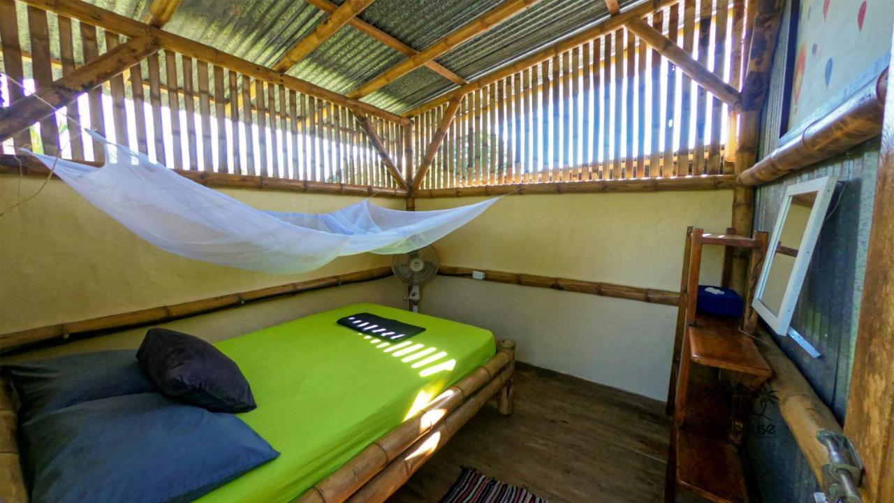 The Mudhouse Hostel Mompiche Exteriér fotografie