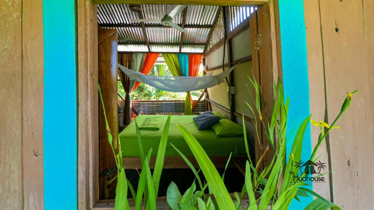 The Mudhouse Hostel Mompiche Exteriér fotografie