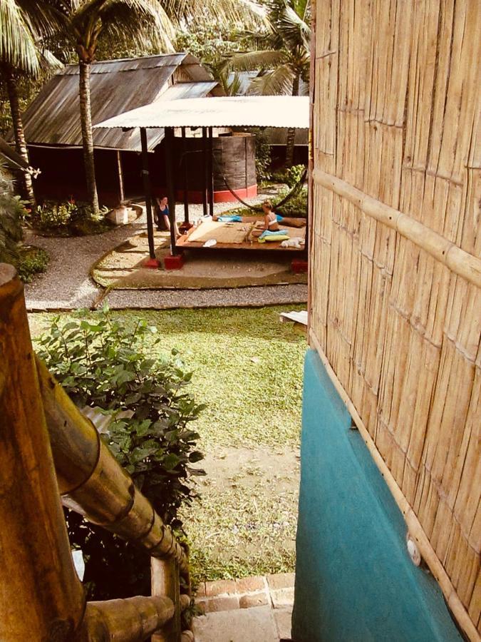 The Mudhouse Hostel Mompiche Exteriér fotografie