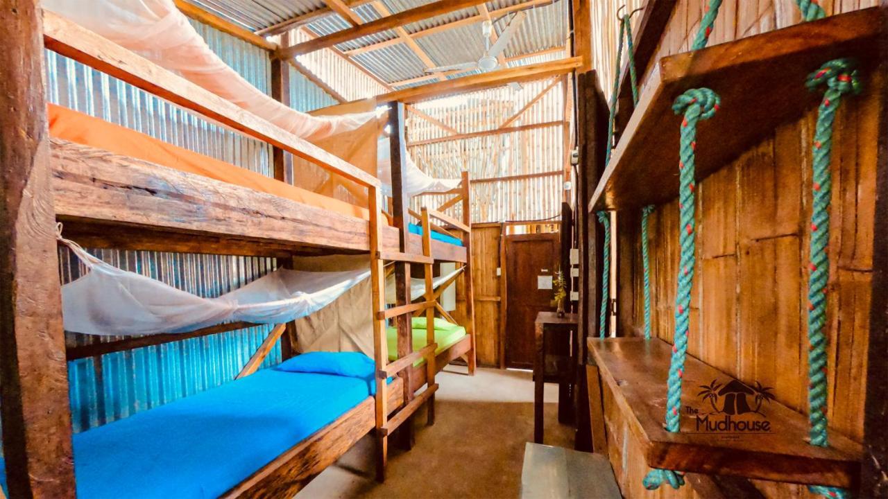The Mudhouse Hostel Mompiche Exteriér fotografie